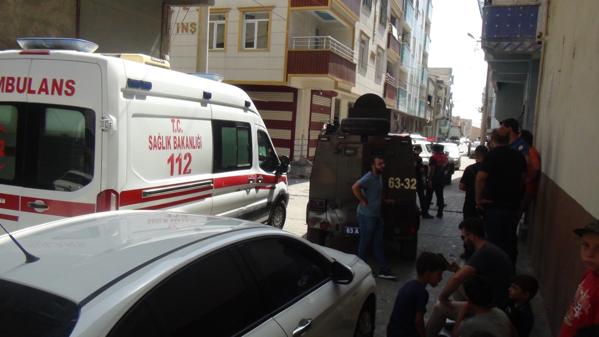 Şanlıurfa’da Polis operasyonunda çay servisi yapıldı