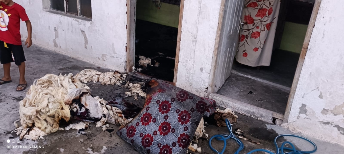 Vicdansızlar! Hırsızlar Soydukları Evi Ateşe Verip Kaçtılar