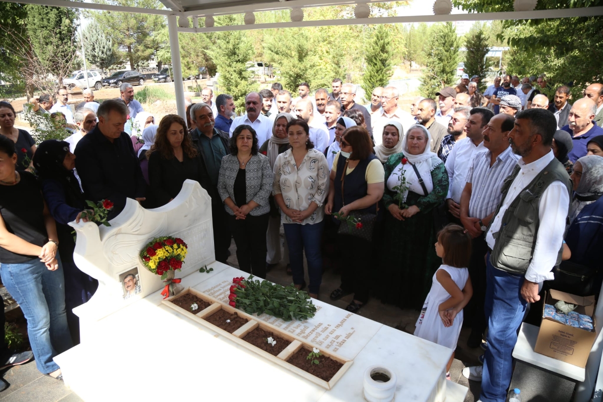 İbrahim Ayhan mezarı başında anıldı