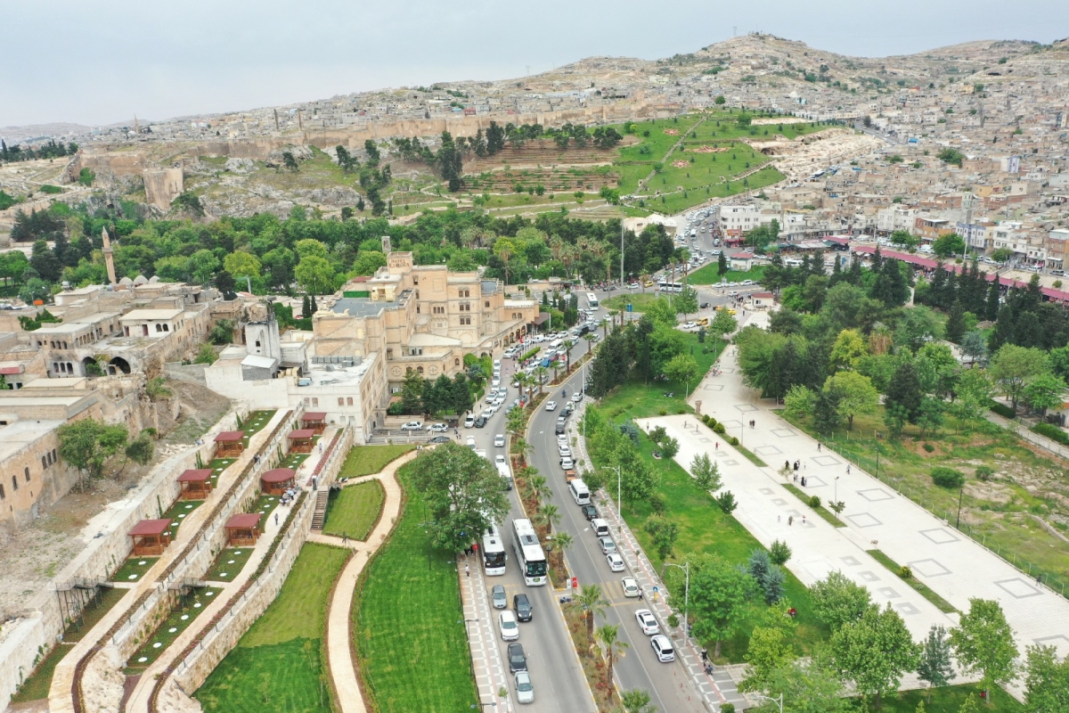 ŞANLIURFA BAŞKAN BEYAZGÜL İLE DEĞİŞİMİ YAŞIYOR