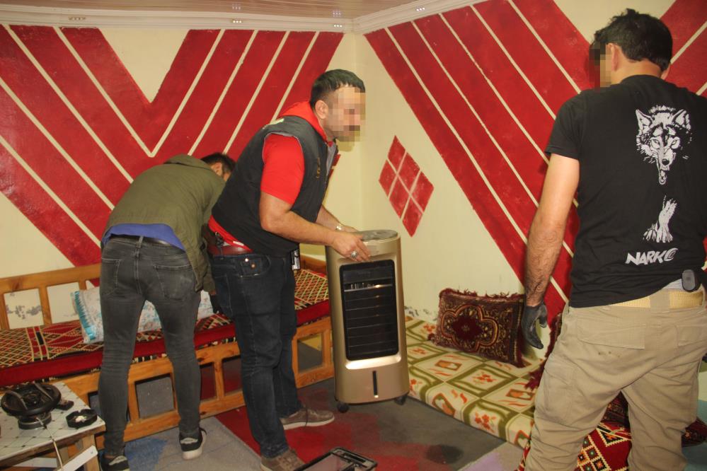 Şanlıurfa’da uyuşturucu operasyonu: 40 gözaltı