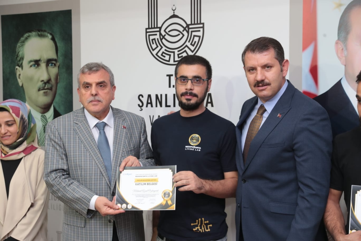 BAŞKAN BEYAZGÜL, ‘’İSTİHDAM ALANINDA GENÇLERİN YANINDAYIZ’’