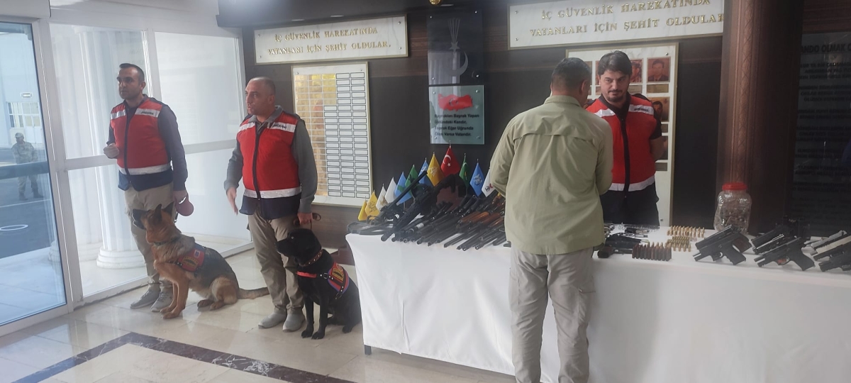Şanlıurfa Jandarmasından Dev Operasyon: 100 Gözaltı