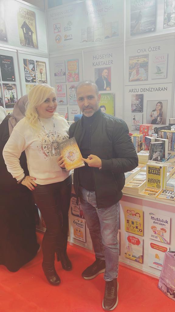 Akosman TÜYAP’ta sevenleriyle buluştu