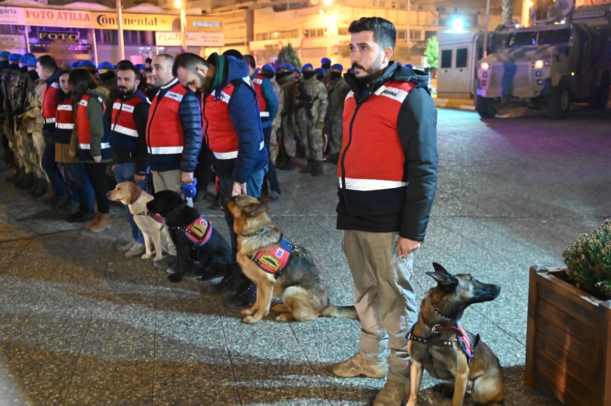 Urfa'da Şafak Operasyonu: Gözaltılar Var