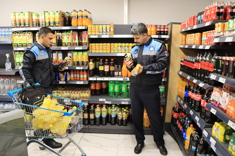 Şanlıurfa Büyükşehir Zabıtadan Market Denetimi, 33 Markete Ceza Kesildi