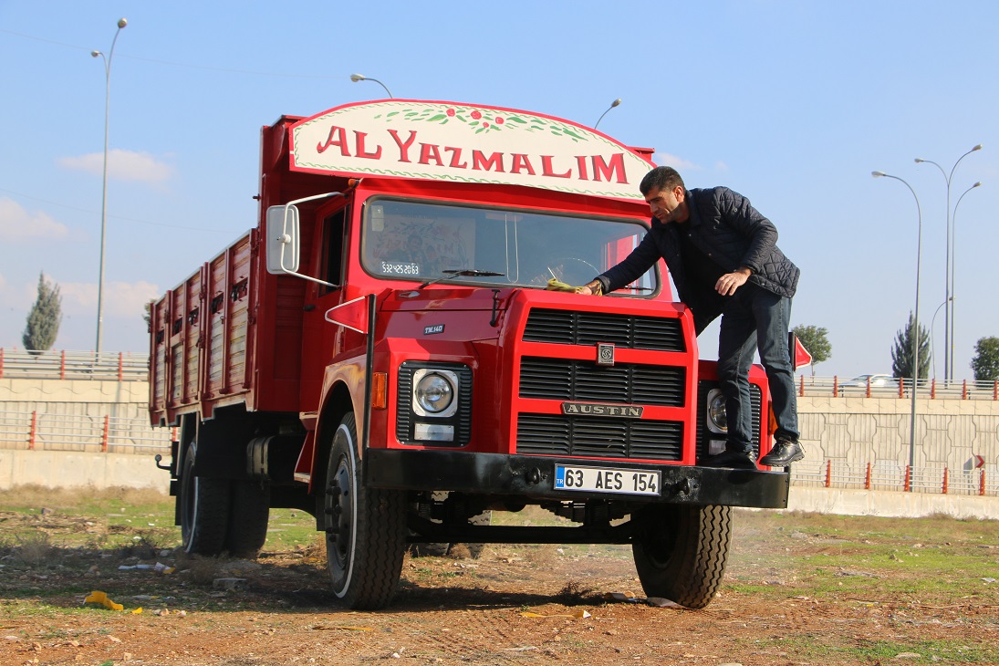 Şanlıurfa’da Al Yazmalım” kamyonu ilgi odağı oldu