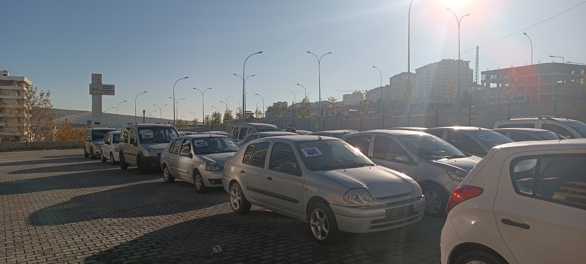 Şanlıurfa'da Dev Operasyon: 51 Araç Ele Geçirildi, 19 Gözaltı