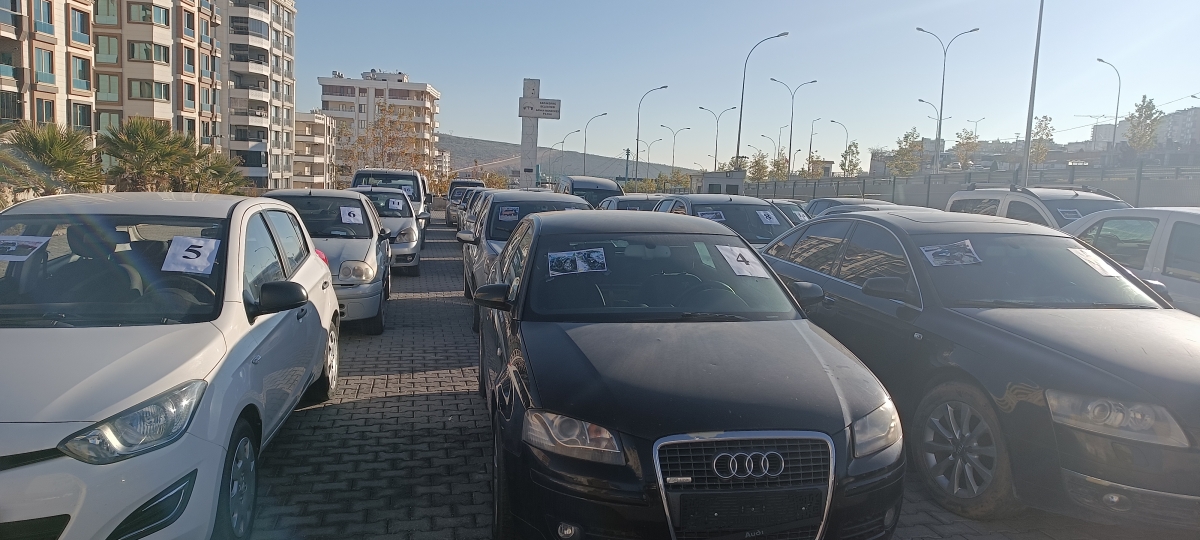 Şanlıurfa'da Dev Operasyon: 51 Araç Ele Geçirildi, 19 Gözaltı