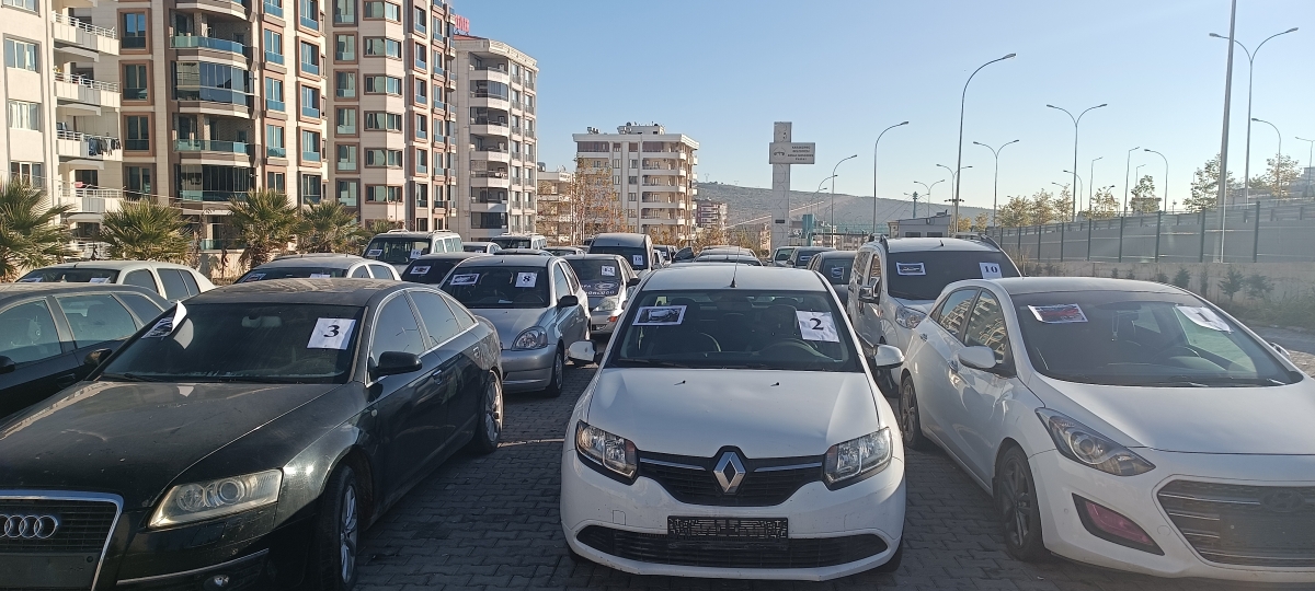 Şanlıurfa'da Dev Operasyon: 51 Araç Ele Geçirildi, 19 Gözaltı