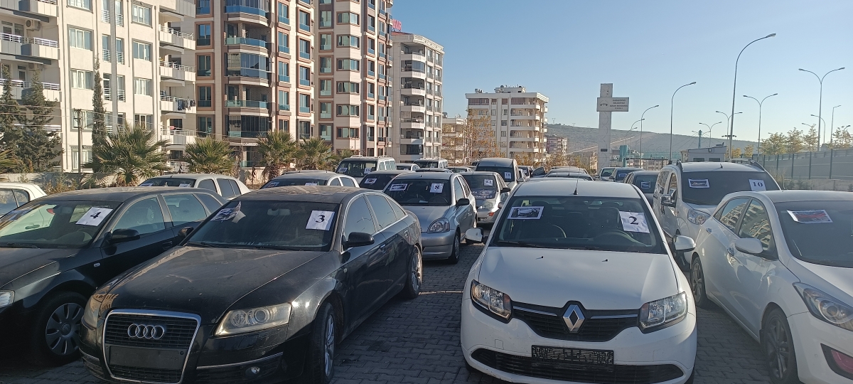 Şanlıurfa'da Dev Operasyon: 51 Araç Ele Geçirildi, 19 Gözaltı