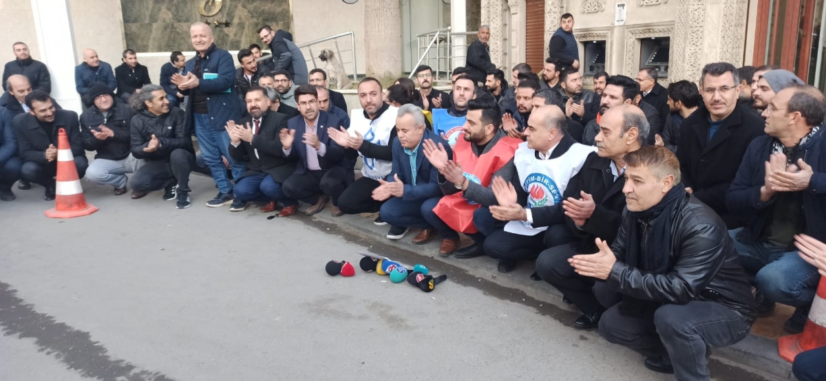 Şanlıurfa'da 8 sendikadan promosyon protestosu