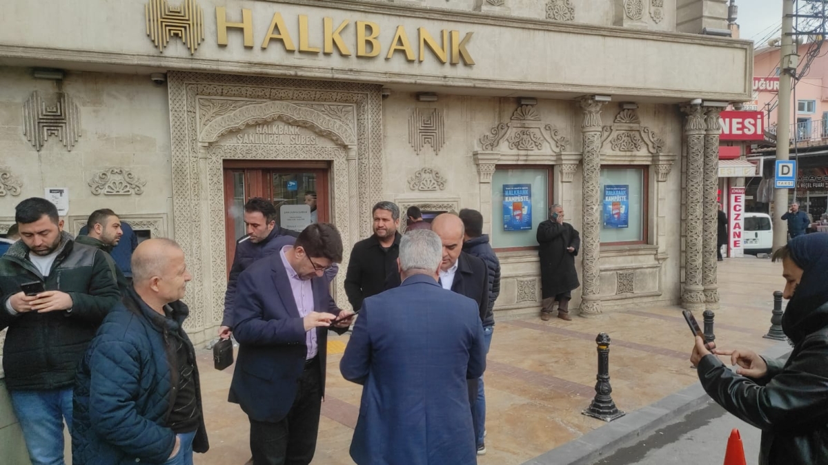 Şanlıurfa'da 8 sendikadan promosyon protestosu