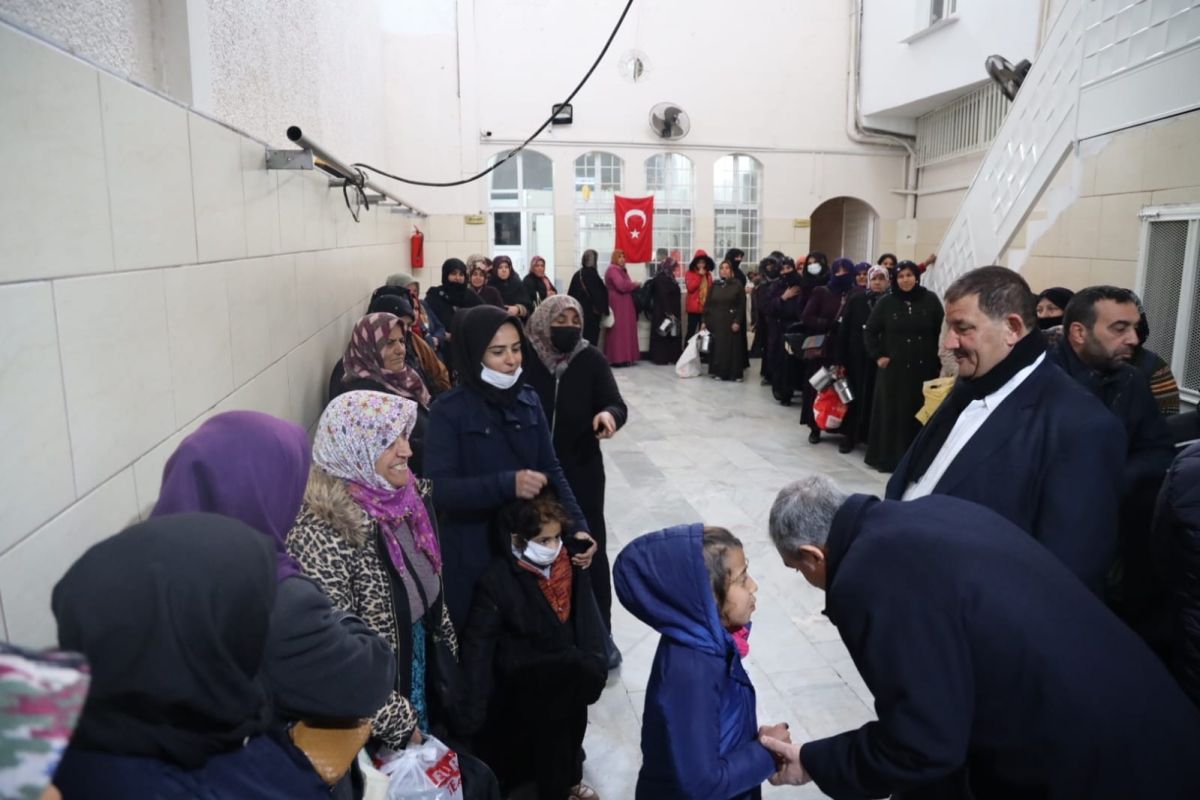 BÜYÜKŞEHİR’DEN AŞEVİNE HALK EKMEK DESTEĞİ