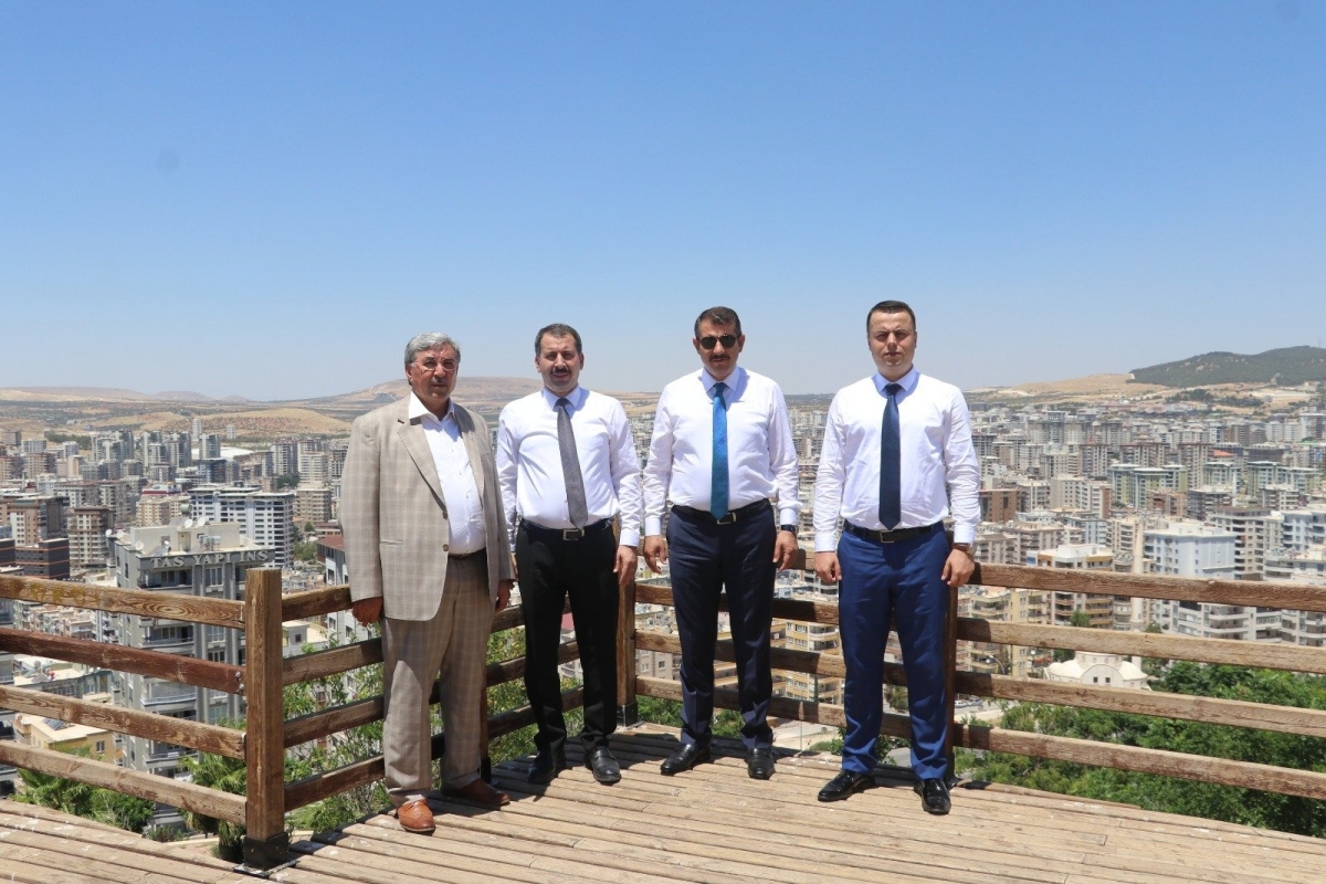 MODERN İLÇE KARAKÖPRÜ VATANDAŞLARIN GÖZDESİ OLDU