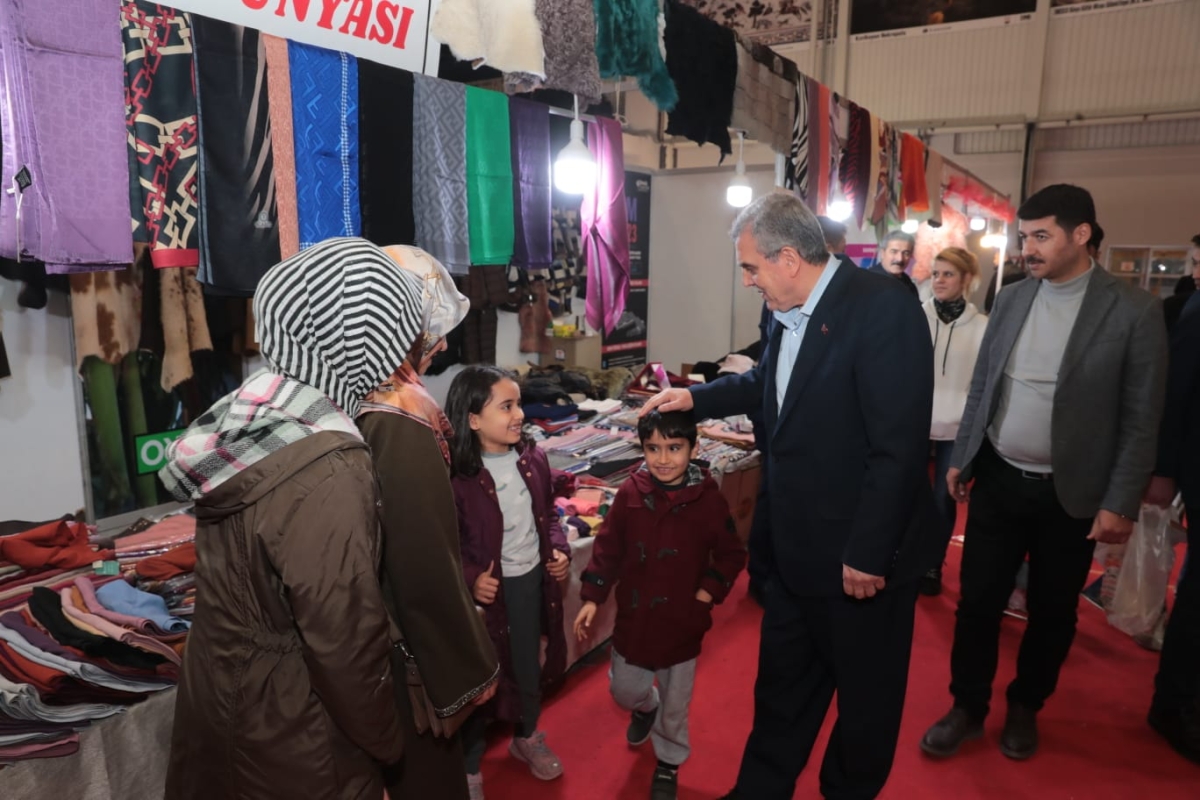 YÖRESEL ÜRÜNLER VE HEDİYELİK EŞYA FUARI SONA ERDİ
