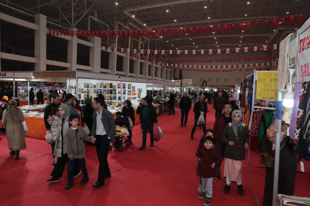 YÖRESEL ÜRÜNLER VE HEDİYELİK EŞYA FUARI SONA ERDİ