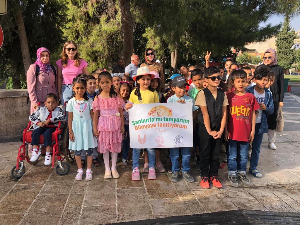 ŞANLIURFAMI TANIYORUM DÜNYAYA TANITIYORUM PROJESİ