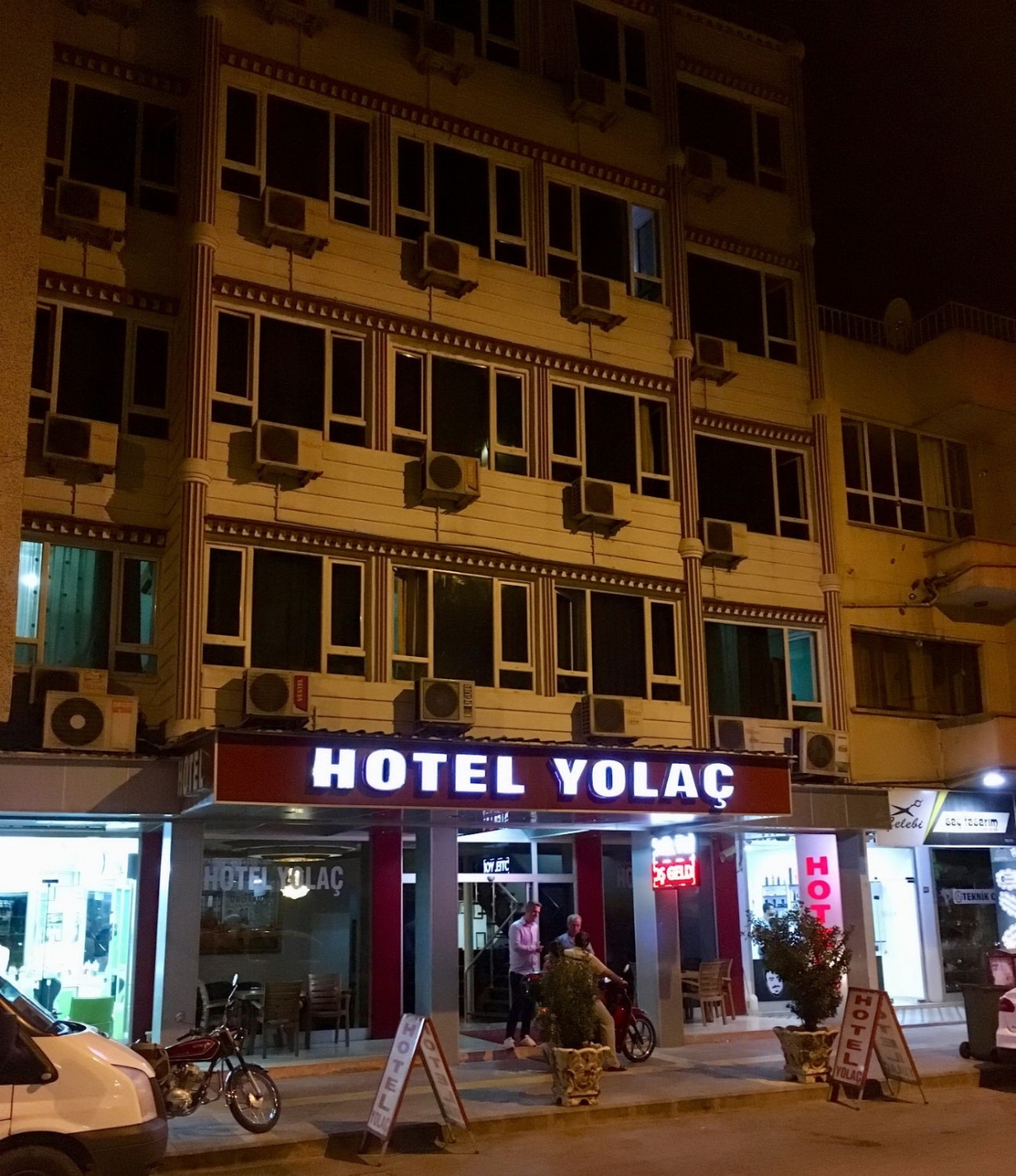 Deprem Adıyaman’da 6 oteli yıktı