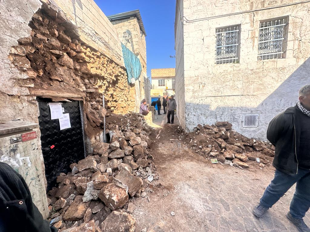 ESKİ URFA SOKAKLARINDAKİ MOLOZLAR KALDIRILIYOR