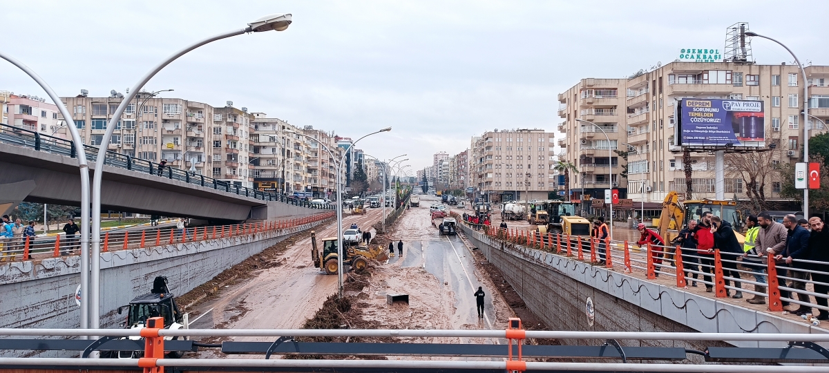 Şanlıurfa'da Sağanak Yağış Sonrası Çalışmalar Sürüyor