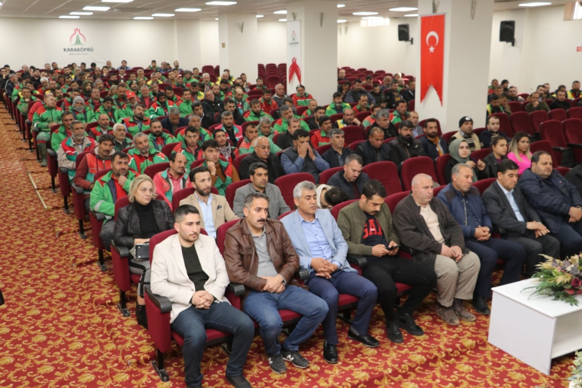KARAKÖPRÜ BELEDİYESİNDE PERSONEL MAAŞ VE HAKLARI İÇİN TOPLU İŞ SÖZLEŞMESİ İMZALANDI