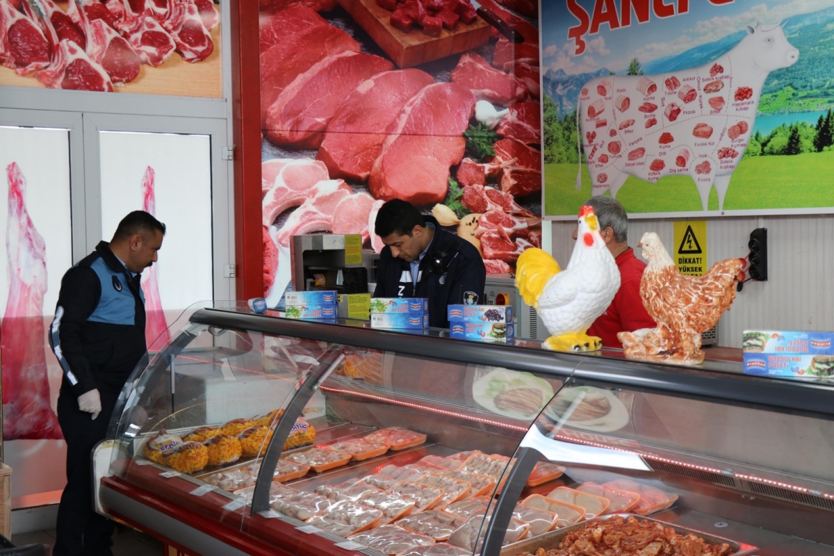 HALİLİYE’DE İFTAR VE SAHUR VAKTİNDE DENETİMLER SÜRÜYOR