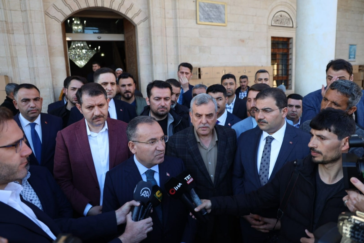 BAŞKAN BEYAZGÜL, VATANDAŞLARIN BAYRAMINI TEBRİK
