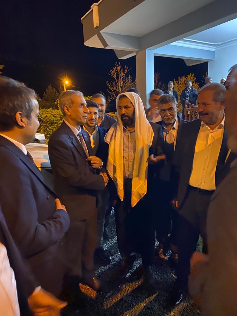 Ak parti Şanlıurfa milletvekili adayı Abdulrahim Dusak Hilvan ilçesine çıkarma yaptı.