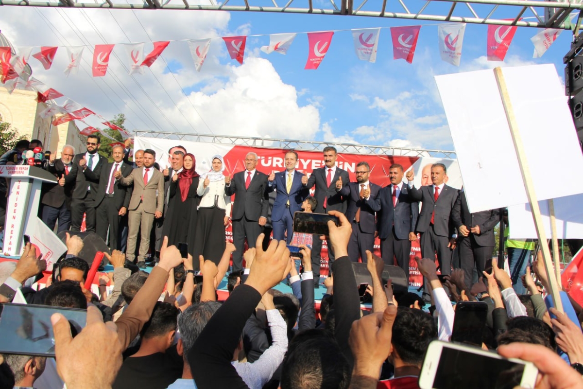 Türkiye'de ilk Miting Şanlıurfa'da gerçekleştirdi.