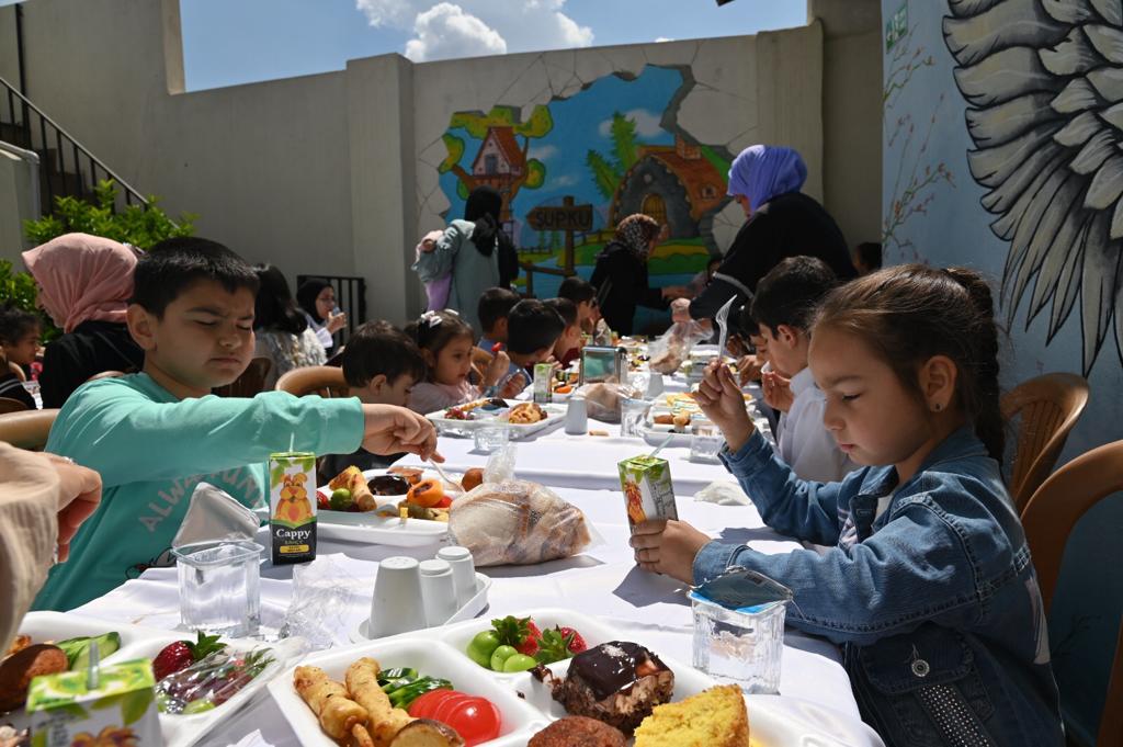 PKU hastaları için kahvaltı programı tertip edildi
