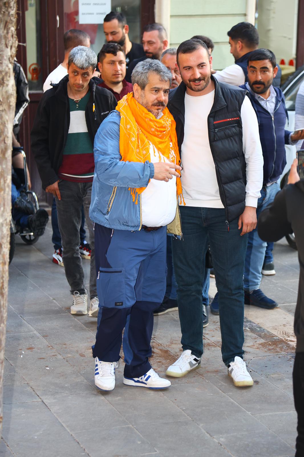 BUCAK, GÖNÜLLERE DOKUNMAYA DEVAM EDİYOR