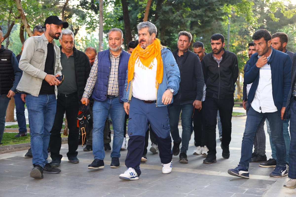 BUCAK, GÖNÜLLERE DOKUNMAYA DEVAM EDİYOR