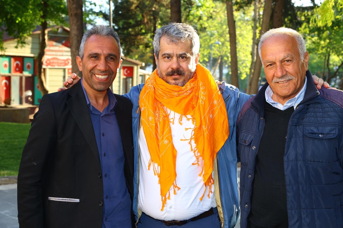 BUCAK, GÖNÜLLERE DOKUNMAYA DEVAM EDİYOR