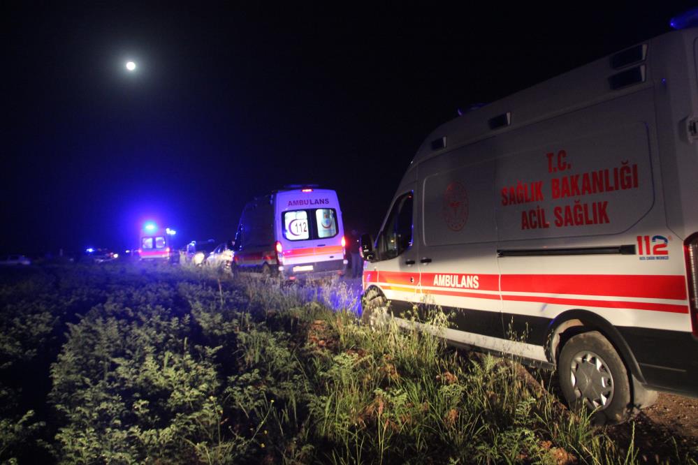 Araç sulama kanalına uçtu