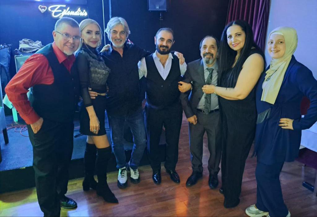 Efsane yönetmeni koftu