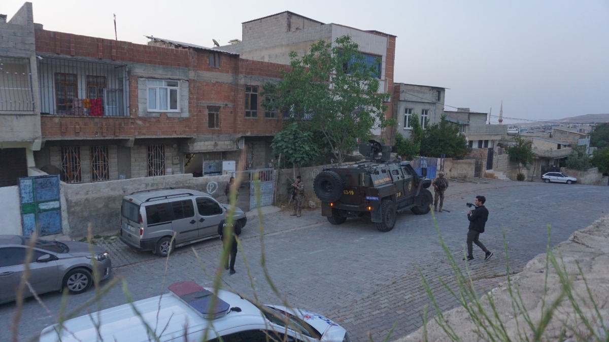 Şanlıurfa'da uyuşturucu operasyonu 101 gözaltı