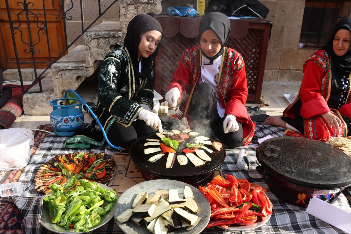 ŞANLIURFA’NIN KADİM MUTFAĞI “TÜRK MUTFAĞI HAFTASI” KAPSAMINDA TANITILDI