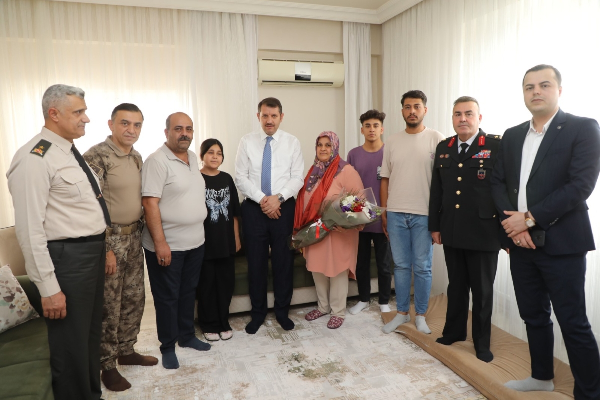 15 TEMMUZ DEMOKRASİ VE MİLLİ BİRLİK GÜNÜ ŞANLIURFA’DA COŞKUYLA KUTLANDI
