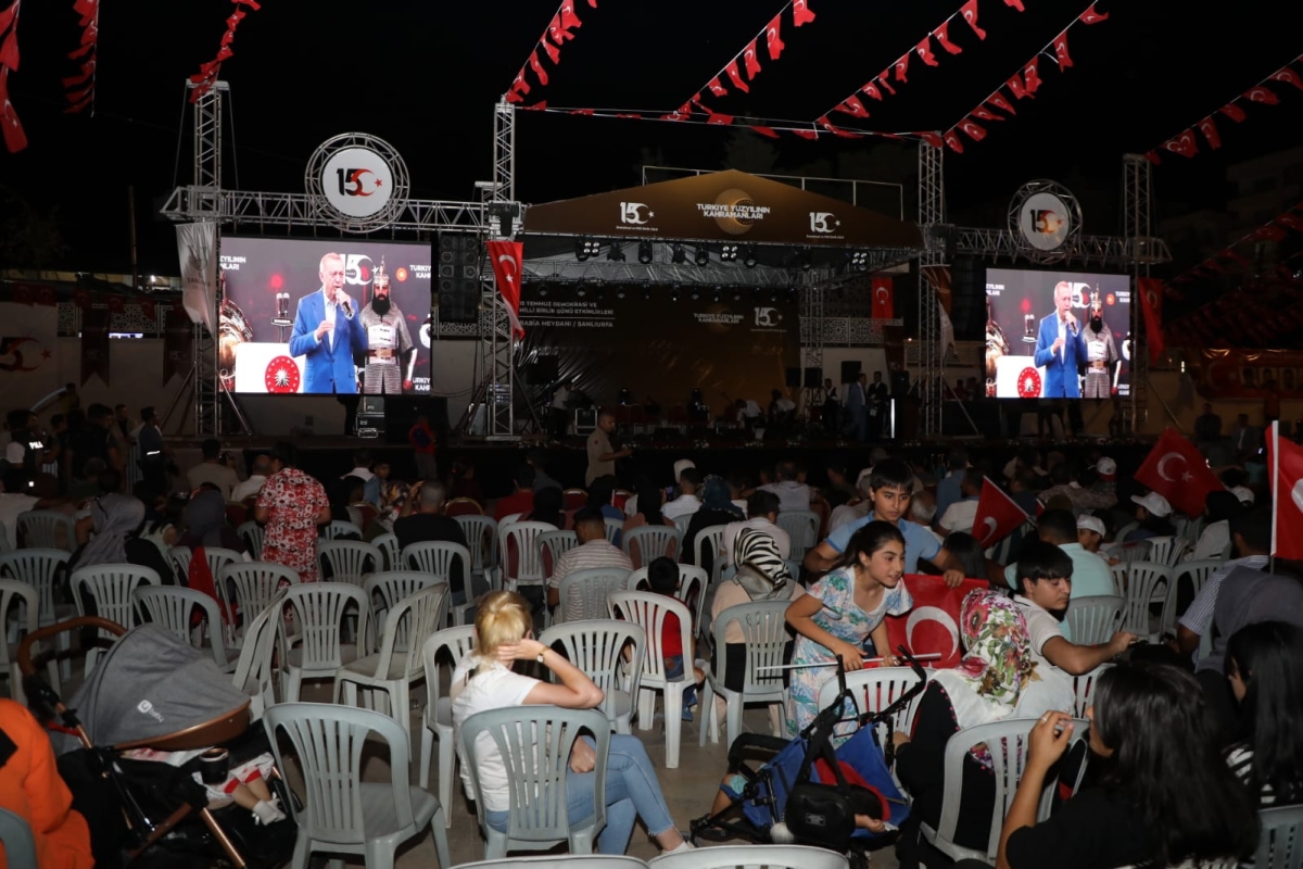 15 TEMMUZ DEMOKRASİ VE MİLLİ BİRLİK GÜNÜ ŞANLIURFA’DA COŞKUYLA KUTLANDI