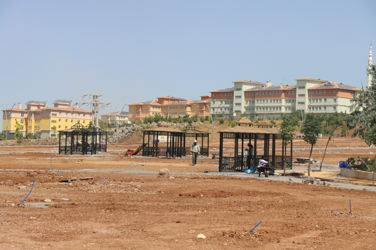 ŞANLIURFA BÜYÜKŞEHİR BELEDİYE’SİNDEN PARK ÇALIŞMASI