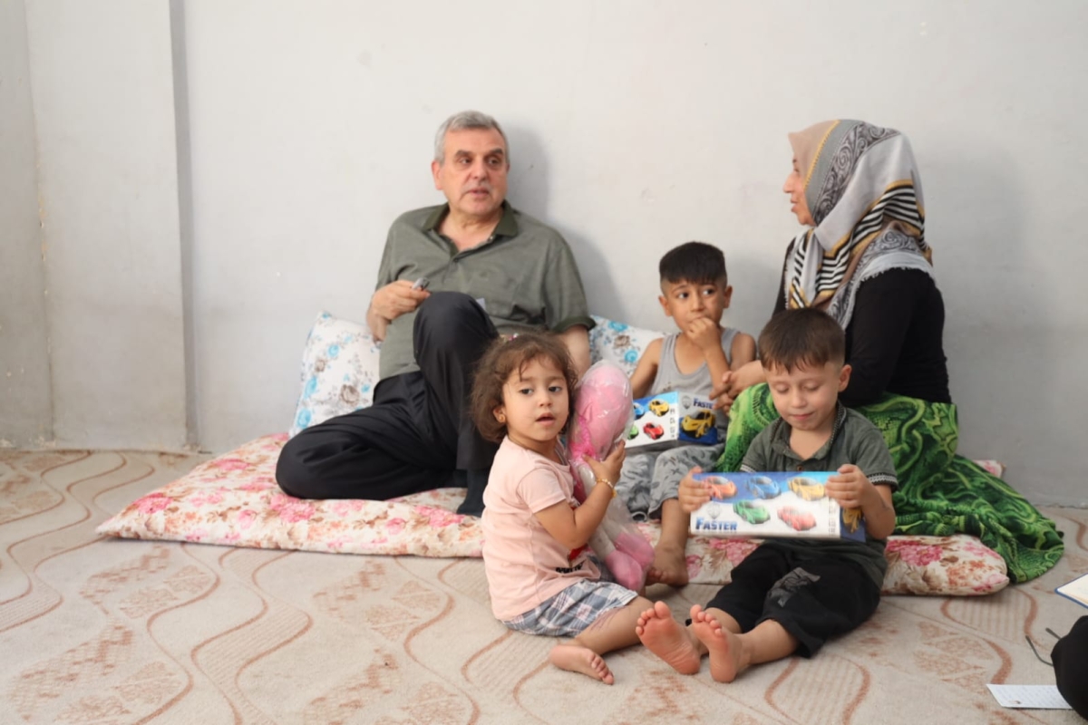 BAŞKAN BEYAZGÜL’DEN EV ZİYARETLERİ