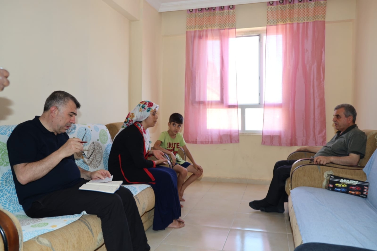 BAŞKAN BEYAZGÜL’DEN EV ZİYARETLERİ
