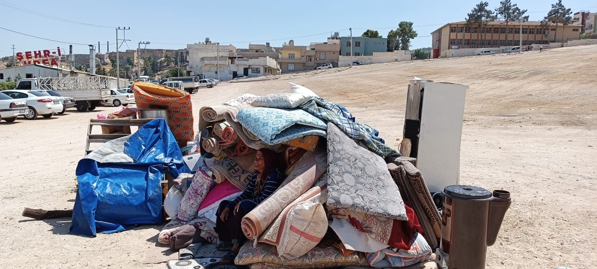 Şanlıurfa'da ödeyemedi, 70 yaşında sokakta yaşamaya başladı