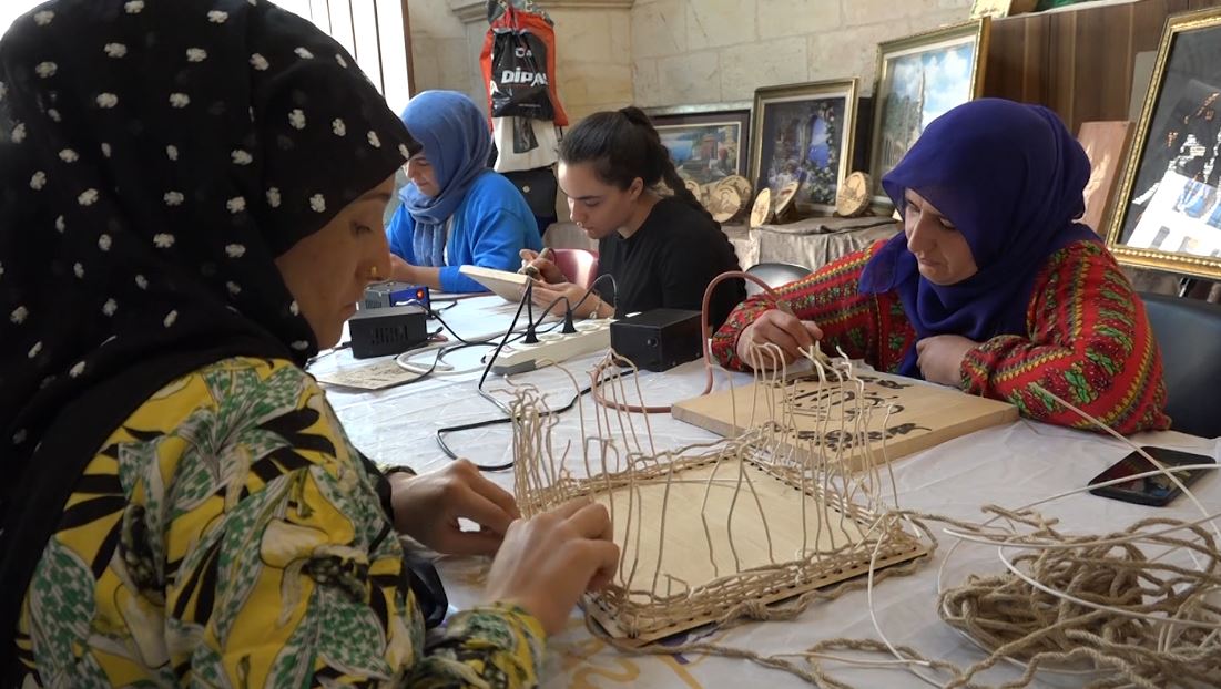 SANAT SOKAĞINDAKİ KURSLARA YOĞUN İLGİ
