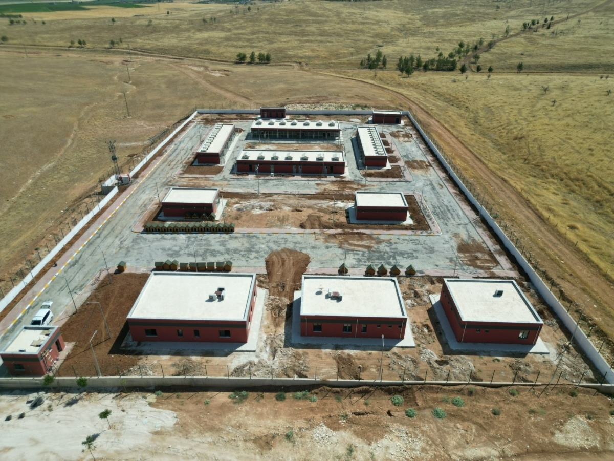 SOKAK HAYVANLARI REHABİLİTASYON MERKEZİ İNŞAATI TAMAMLANDI