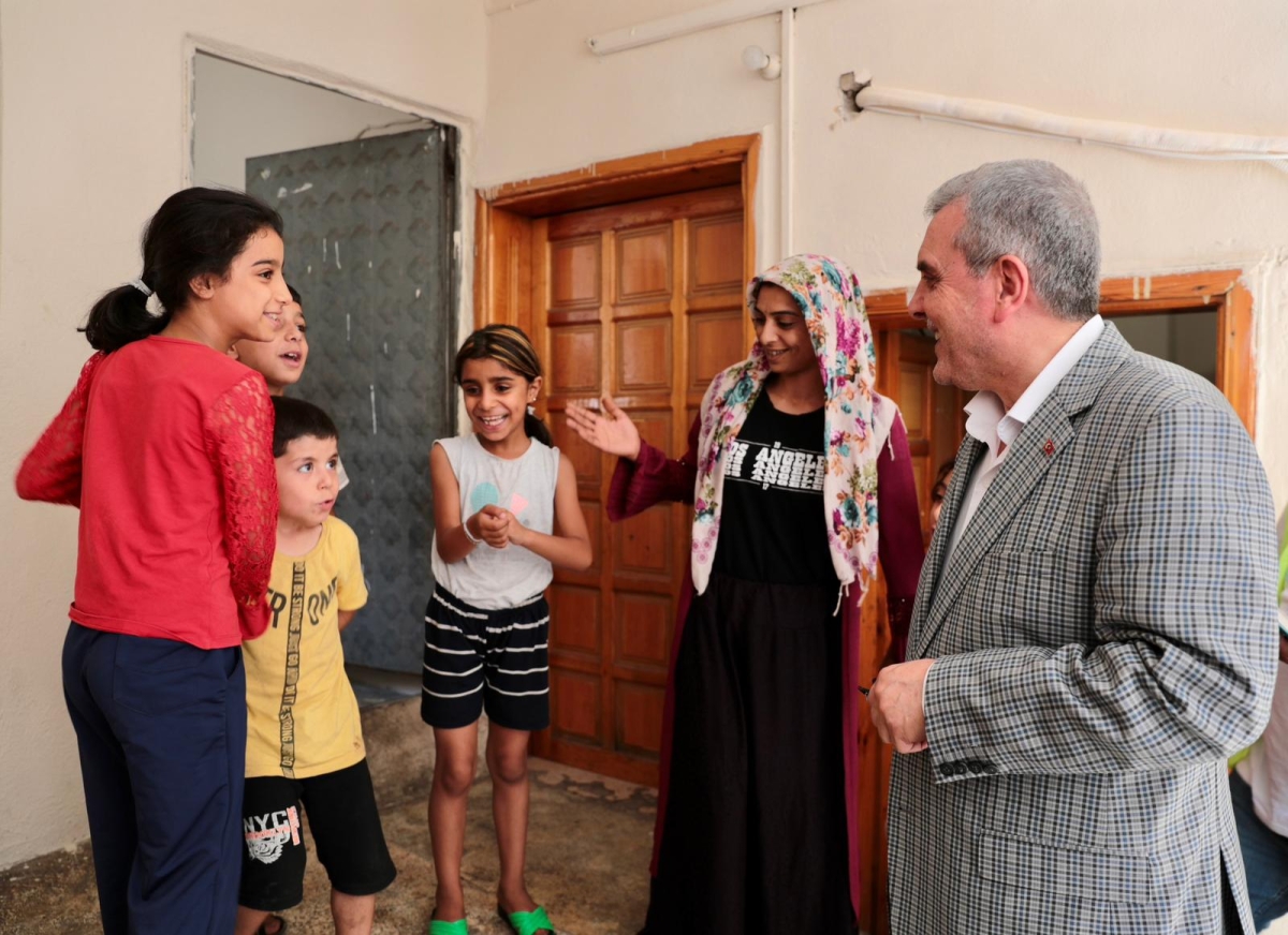 Başkan Beyazgül’den Hafta Sonu Ev Ziyaretleri
