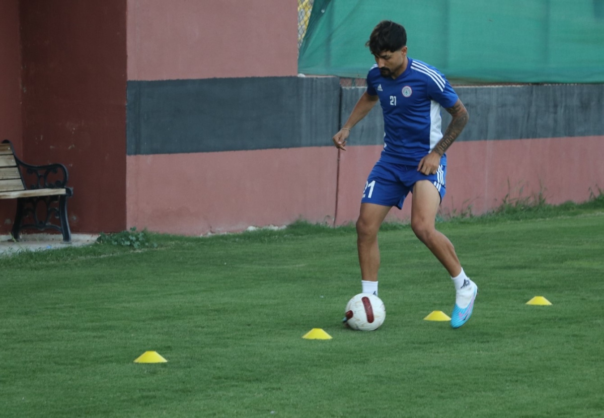 KARAKÖPRÜBELEDİYESPOR TESİSLERİNDE İLK ANTRENMANA ÇIKTI