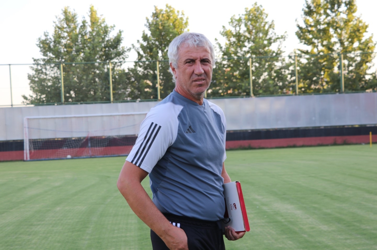 KARAKÖPRÜBELEDİYESPOR TESİSLERİNDE İLK ANTRENMANA ÇIKTI