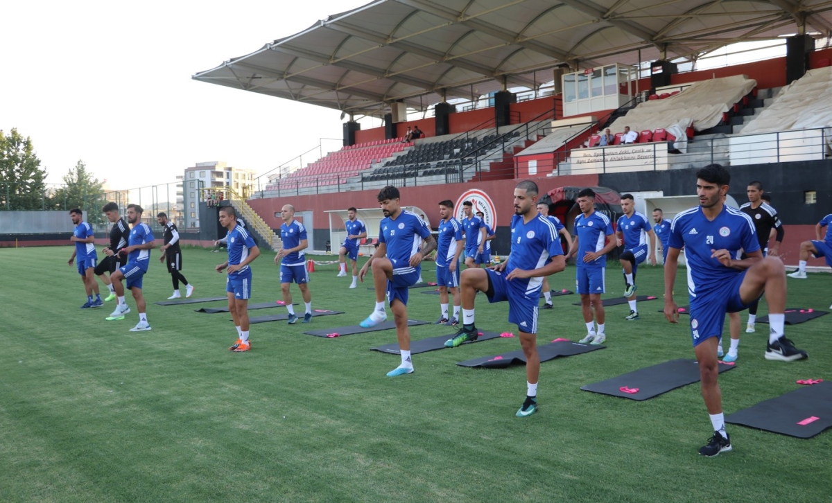 KARAKÖPRÜBELEDİYESPOR TESİSLERİNDE İLK ANTRENMANA ÇIKTI